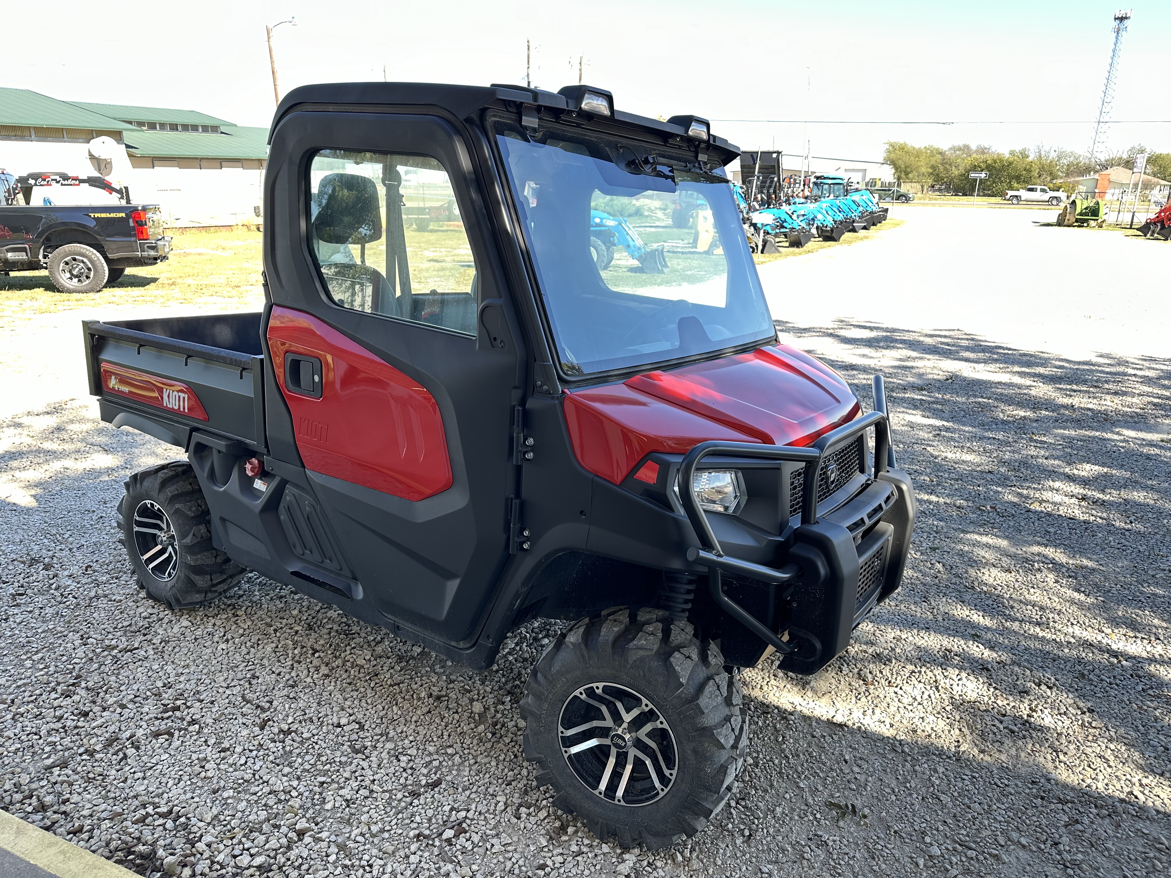 Kioti K9 2400 CAB:179