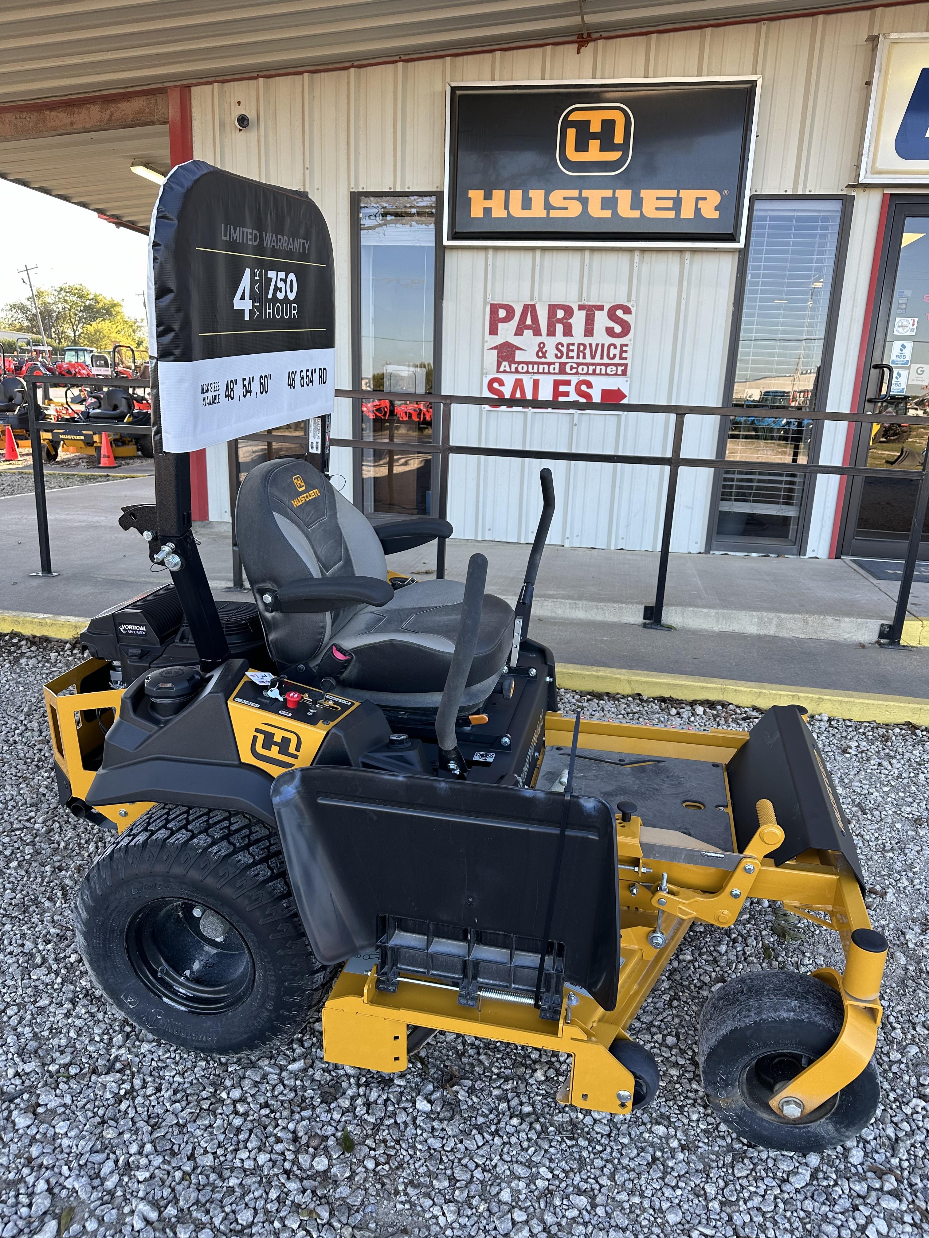 Hustler FASTRAK 54" – 176