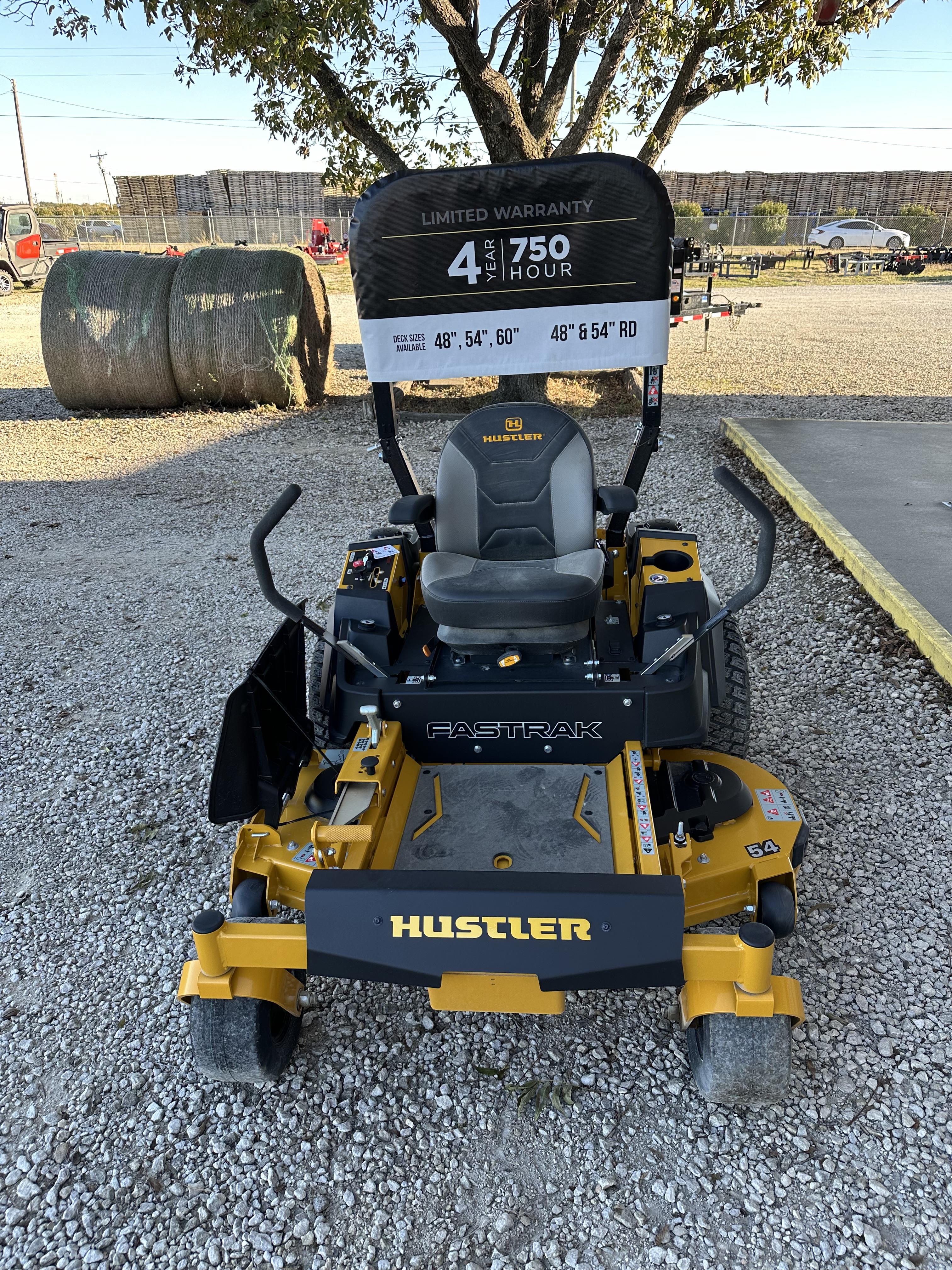 Hustler FASTRAK 54